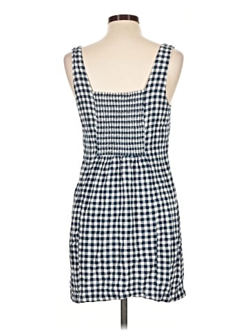 Old Navy Casual Dress (view 2)