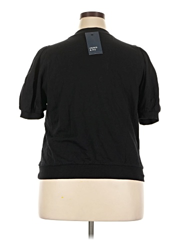 Crown & Ivy Sweatshirt (view 2)