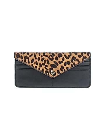 Unbranded Wallet (view 1)