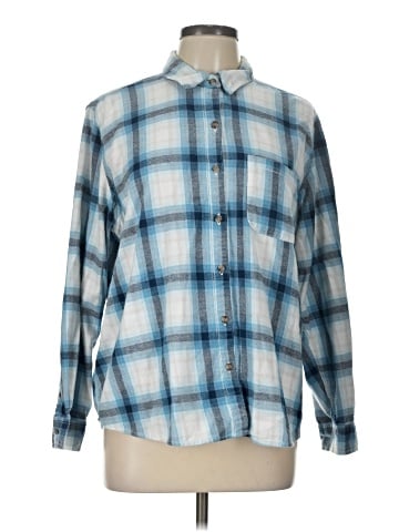 Universal Thread Long Sleeve Button-Down Shirt (view 1)