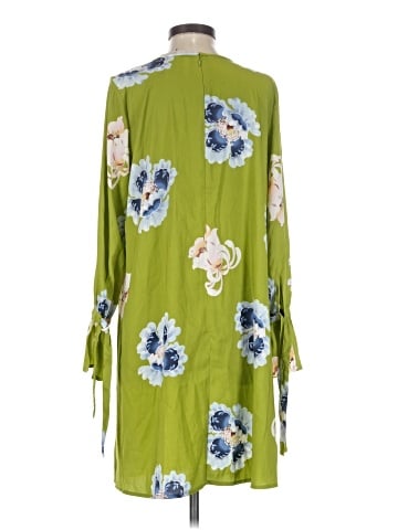Ann Taylor LOFT Casual Dress (view 2)