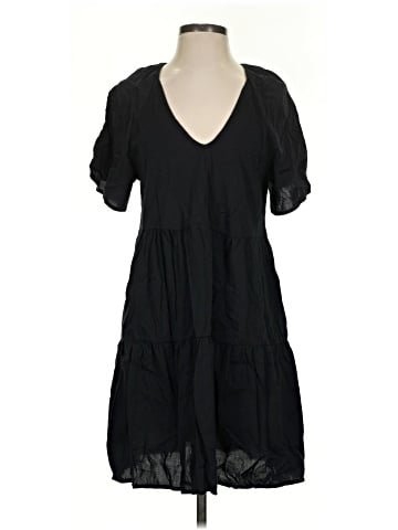 Old Navy Casual Dress (view 1)