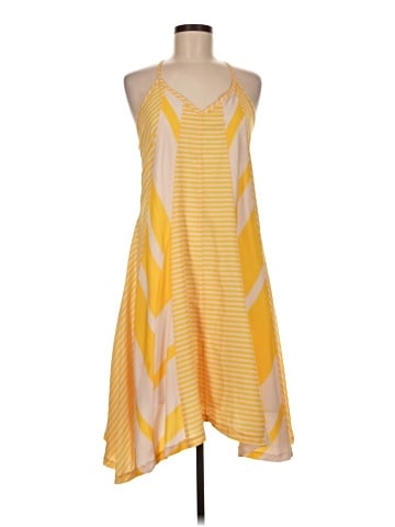 Slate & Willow Casual Dress (view 1)