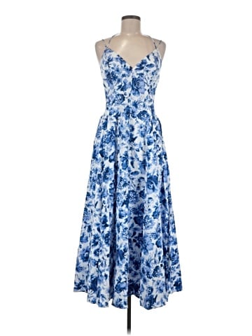 Abercrombie & Fitch Cocktail Dress (view 1)
