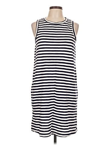 Old Navy Casual Dress (view 1)