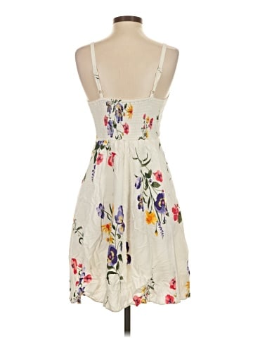 Old Navy Casual Dress (view 2)