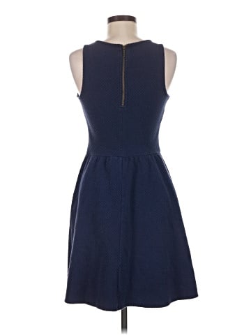 Old Navy Casual Dress (view 2)