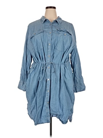 Terra & Sky 3/4 Sleeve Button-Down Shirt (view 1)