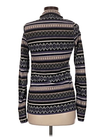 Uniqlo Turtleneck Sweater (view 2)