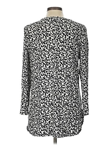 Old Navy 3/4 Sleeve T-Shirt (view 2)