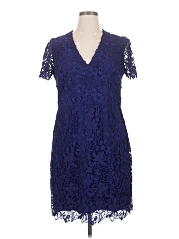 White House Black Market Cocktail Dress (view 1)