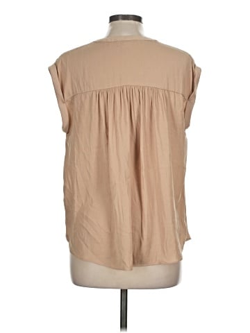 Maison d' Amelie Sleeveless Blouse (view 2)