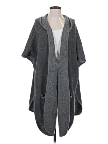 Listicle Poncho (view 1)
