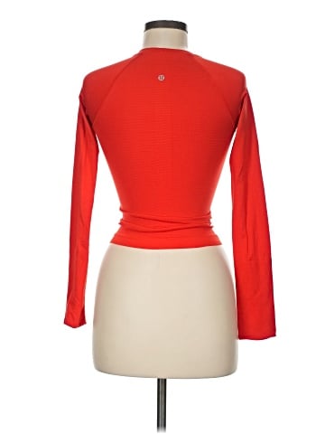 Lululemon Athletica Long Sleeve T-Shirt (view 2)