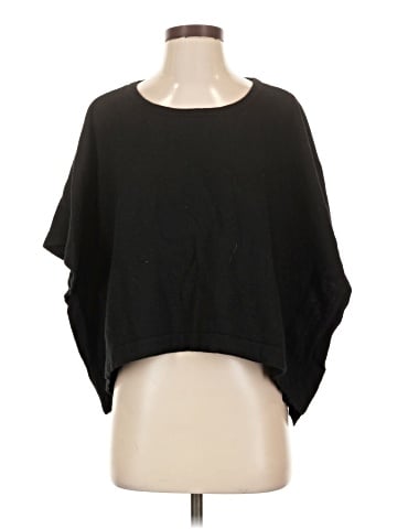 C. Wonder Poncho (view 1)