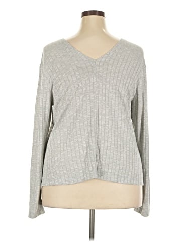 LIVI Pullover Sweater (view 2)
