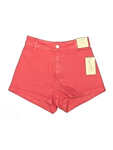 Universal Thread Shorts (view 1)