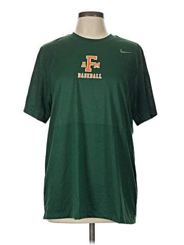 Nike Short Sleeve T-Shirt (view 1)