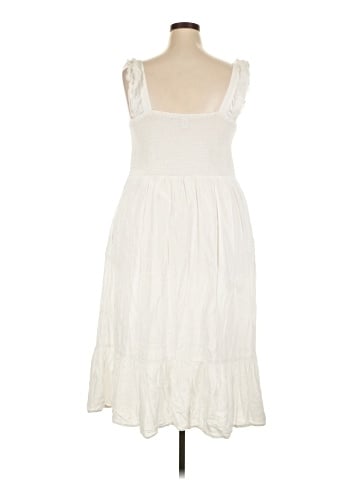 Old Navy Casual Dress (view 2)