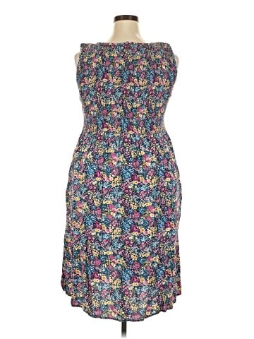 Croft & Barrow Casual Dress (view 2)