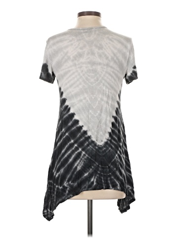Tryst Short Sleeve T-Shirt (view 2)