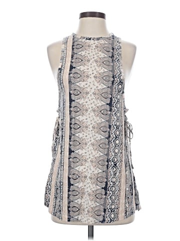 LA Hearts Sleeveless Blouse (view 1)