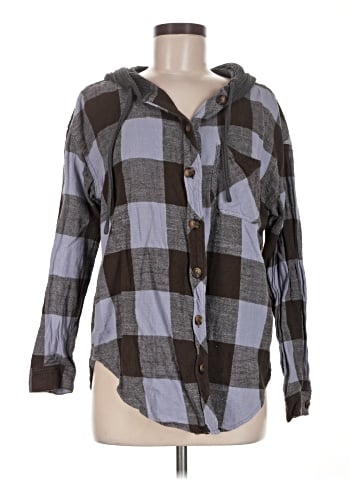 Maurices Long Sleeve Button-Down Shirt (view 1)