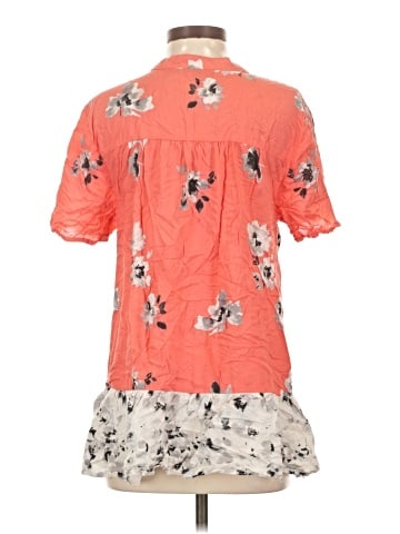 Tolani Short Sleeve Blouse (view 2)