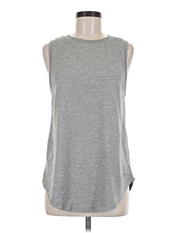 Gap Fit Sleeveless T-Shirt (view 1)