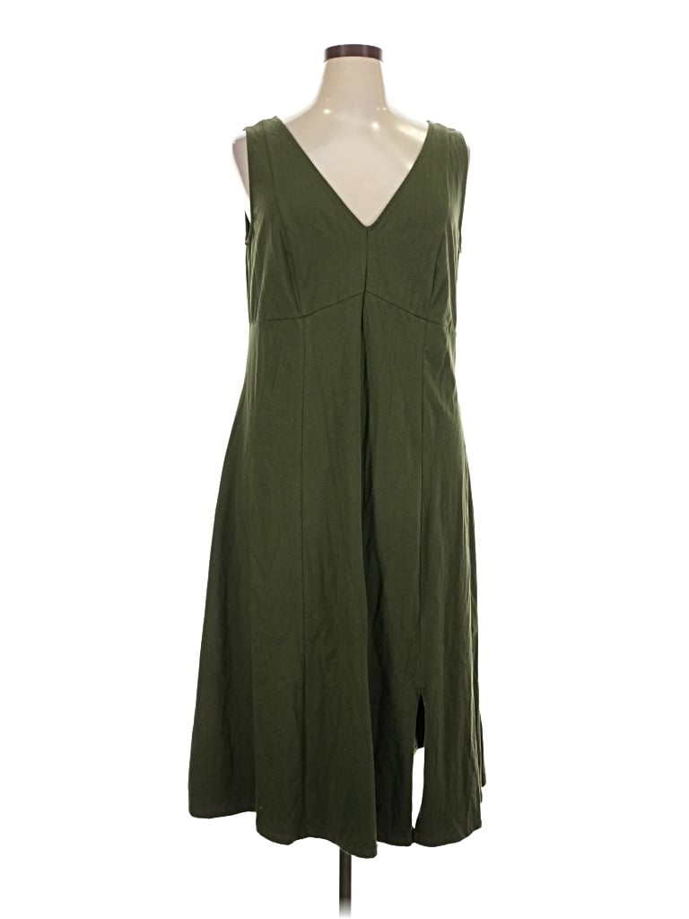 Pre-owned Ava & Viv Casual Dress In Green