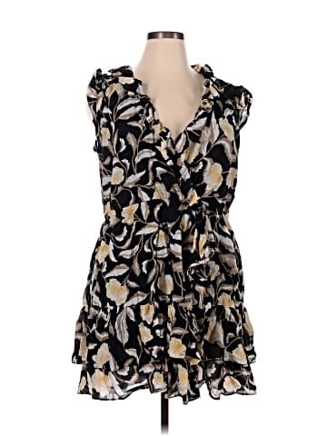 Universal Thread Casual Dress (view 1)