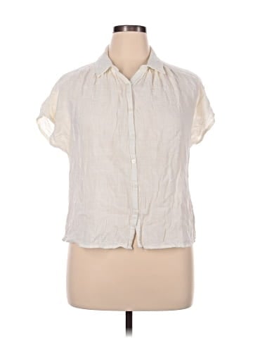 Universal Thread Short Sleeve Blouse (view 1)