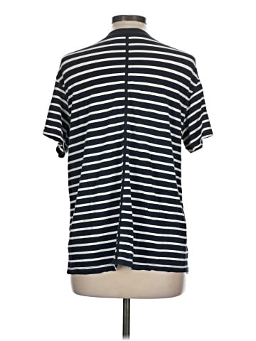 Lululemon Athletica Short Sleeve T-Shirt (view 2)