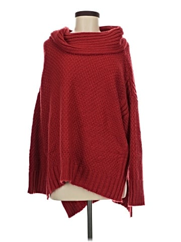 Jennifer Lopez Poncho (view 1)