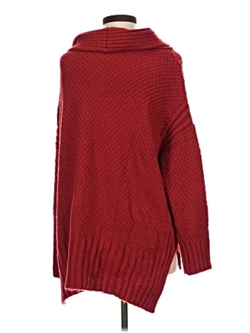 Jennifer Lopez Poncho (view 2)