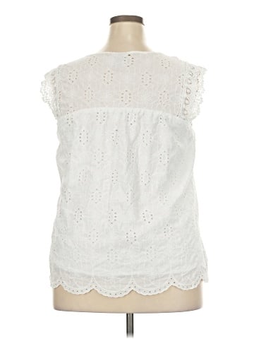 Knox Rose Sleeveless Blouse (view 2)