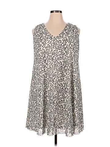Lbisse Sleeveless Blouse (view 1)