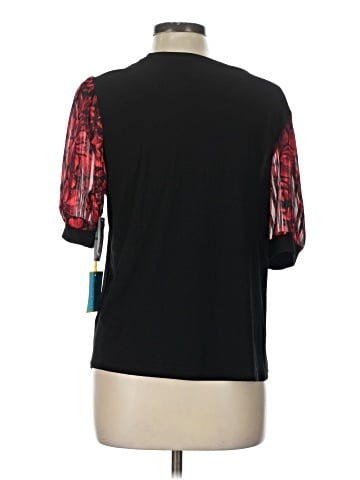 CeCe Short Sleeve Top (view 2)