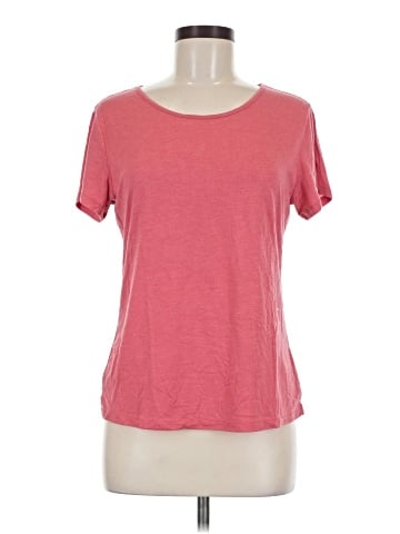 Victoria's Secret Short Sleeve T-Shirt (view 1)