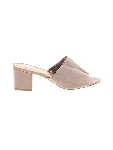 Old Navy Sandals (view 1)