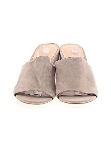 Old Navy Sandals (view 2)