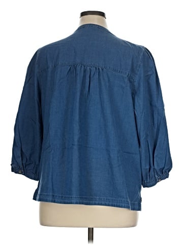 Gloria Vanderbilt 3/4 Sleeve Button-Down Shirt (view 2)
