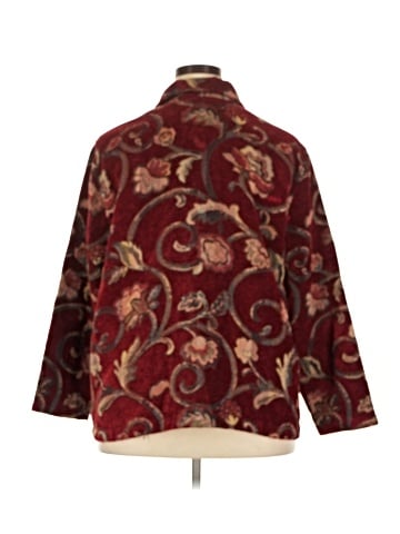 Portrait 3/4 Sleeve Button-Down Shirt (view 2)