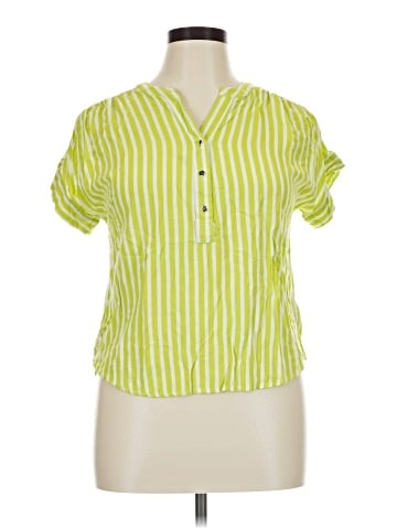 Como Black Short Sleeve Blouse (view 1)