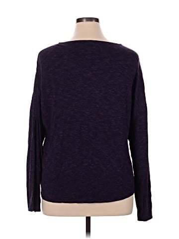 Weekends by Chico's Long Sleeve T-Shirt (view 2)