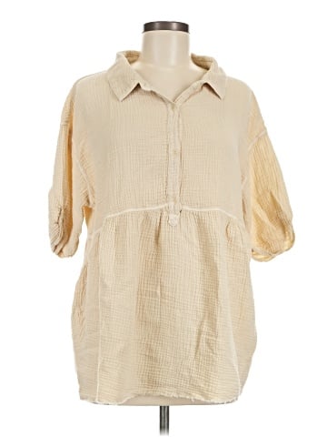 Mod-O-Doc 3/4 Sleeve Button-Down Shirt (view 1)