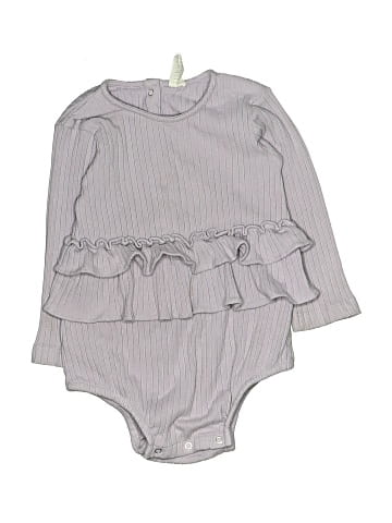 Kate Quinn Organics Long Sleeve Onesie (view 1)
