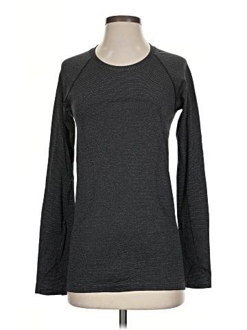 Lululemon Athletica Long Sleeve T-Shirt (view 1)