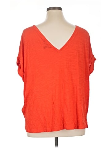Banana Republic Short Sleeve T-Shirt (view 2)