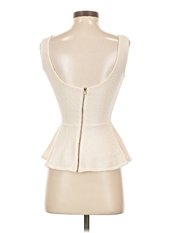 Finn & Clover Sleeveless Top (view 2)